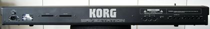 Korg-Wavestation with 5 ROM/RAM cards